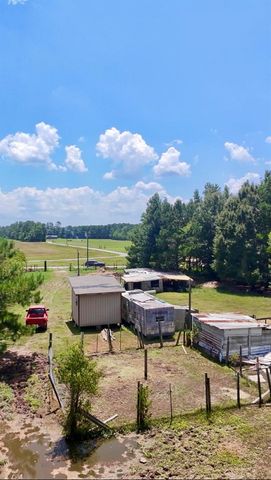 464 Road 3011a, Dayton, TX 77535