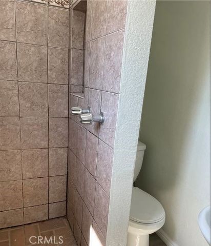 13107 Jarvis Avenue, Los Angeles, CA 90061