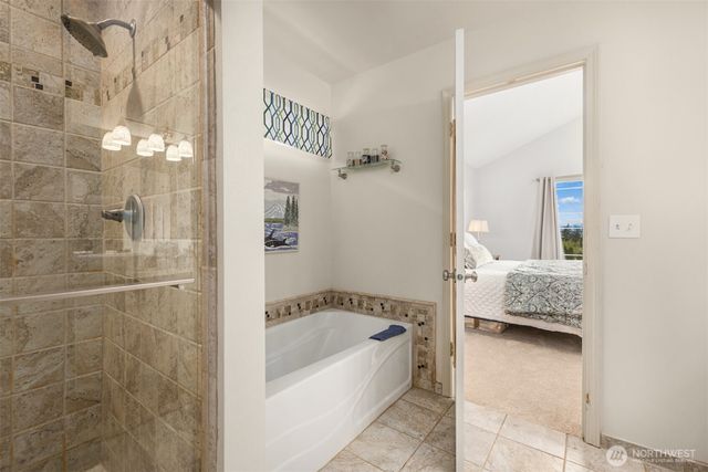 20282 12th Avenue NE, Poulsbo, WA 98370