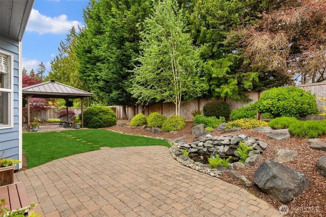 20282 12th Avenue NE, Poulsbo, WA 98370