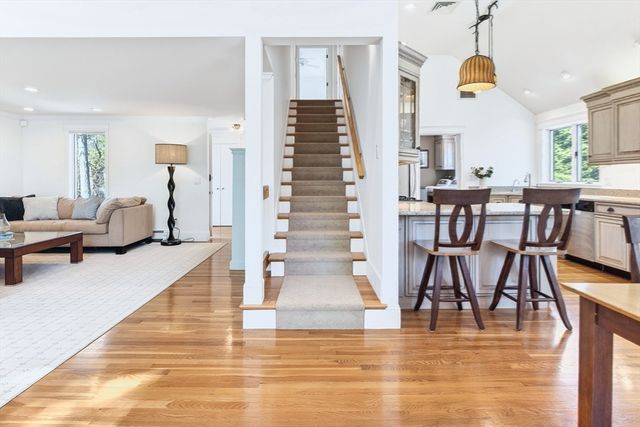 8 Walton Knob, Mashpee, MA 02649