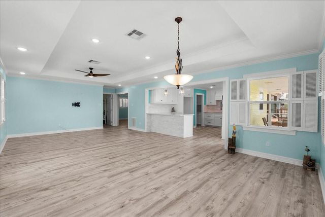 6 Trout Ln, Freeport, TX 77541