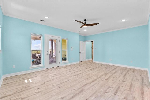 6 Trout Ln, Freeport, TX 77541