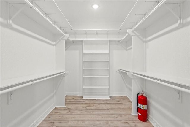 6 Trout Ln, Freeport, TX 77541