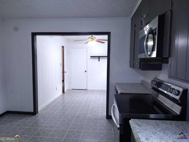 7 Highland Drive, Hawkinsville, GA 31036