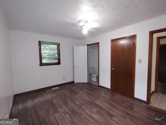 7 Highland Drive, Hawkinsville, GA 31036