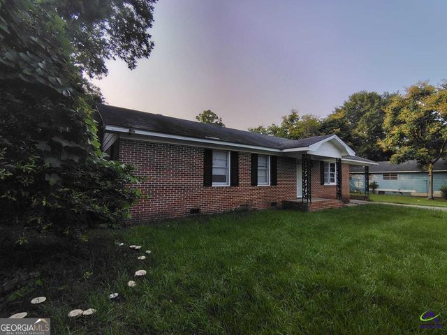 7 Highland Drive, Hawkinsville, GA 31036