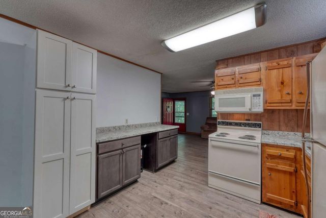 4777 Laurel Mountain Road, Hiawassee, GA 30546