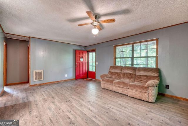 4777 Laurel Mountain Road, Hiawassee, GA 30546