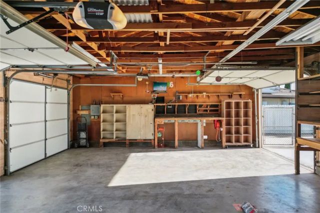 1161 Hummingbird, Corona, CA 92882