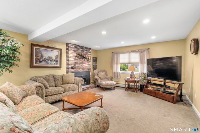 216 Wells Road, East Windsor, CT 06088