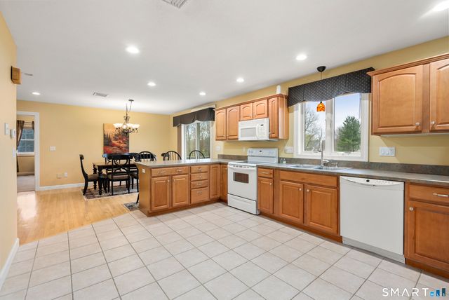 216 Wells Road, East Windsor, CT 06088