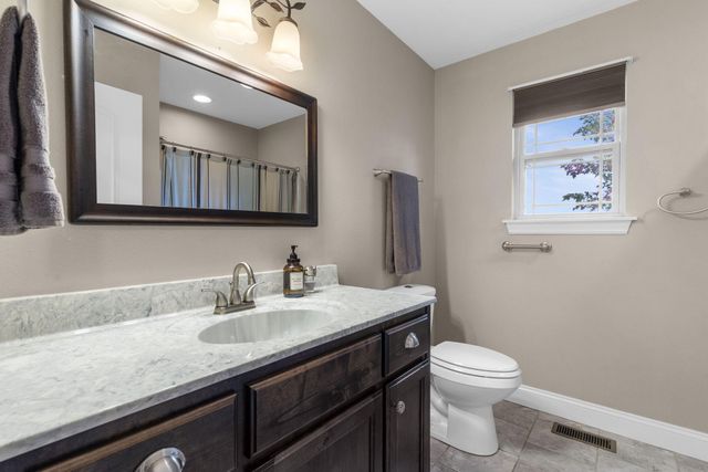 2702 West Colton, Ozark, MO 65721