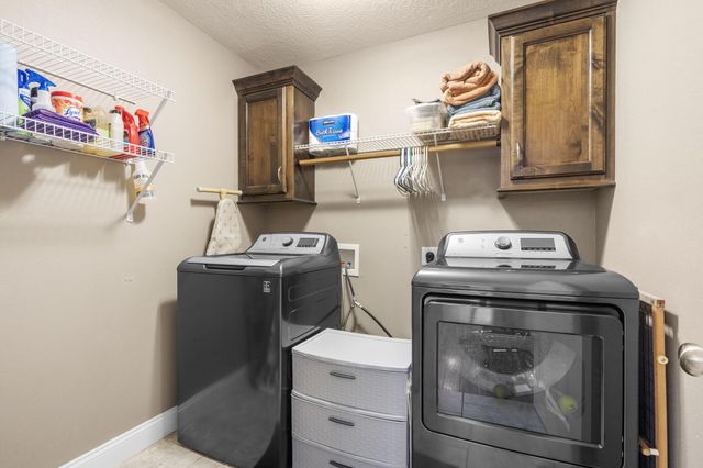 2702 West Colton, Ozark, MO 65721