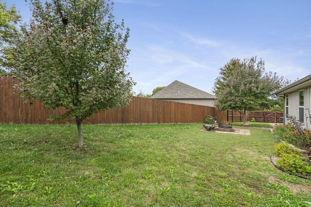 2702 West Colton, Ozark, MO 65721
