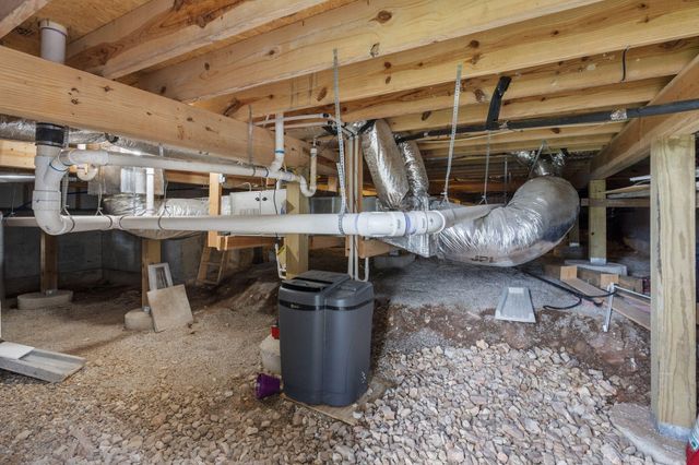 2702 West Colton, Ozark, MO 65721