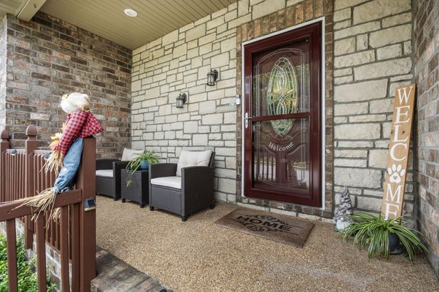 2702 West Colton, Ozark, MO 65721