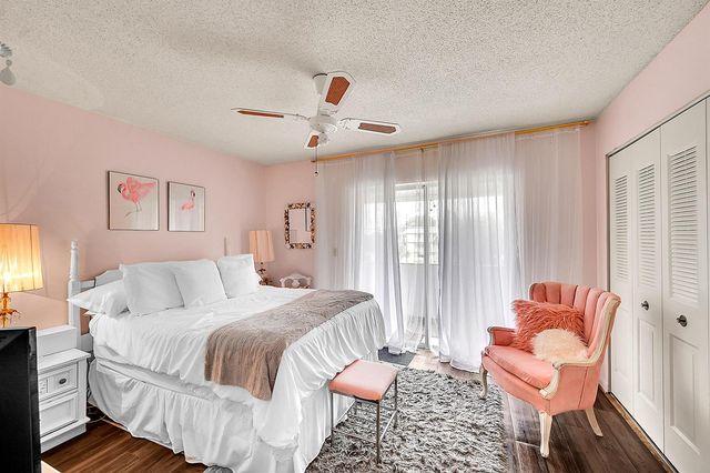 312 Sheffield M, West Palm Beach, FL 33417