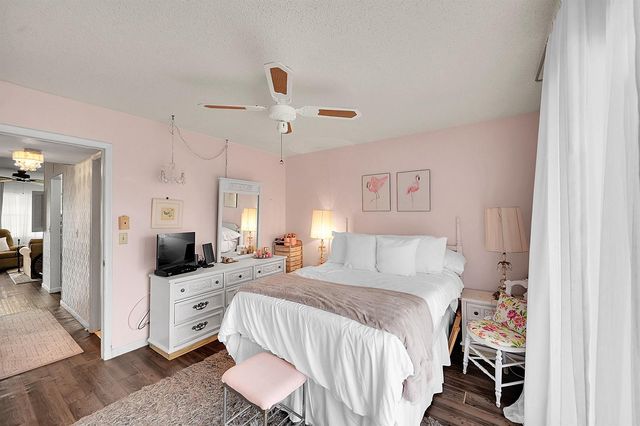 312 Sheffield M, West Palm Beach, FL 33417