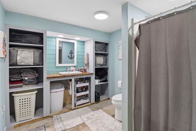 906 S Boone Street, Sheldahl, IA 50243