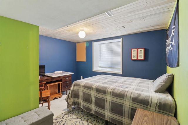 906 S Boone Street, Sheldahl, IA 50243