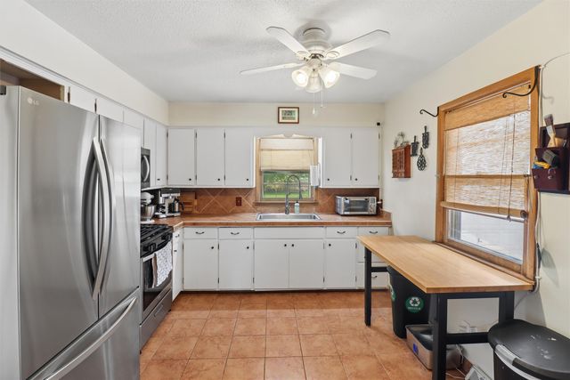 906 S Boone Street, Sheldahl, IA 50243
