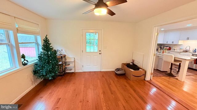 242 SPRING ST, State College, PA 16801