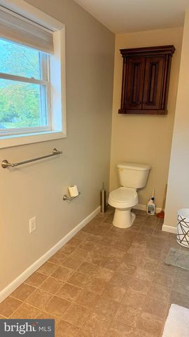 242 SPRING ST, State College, PA 16801