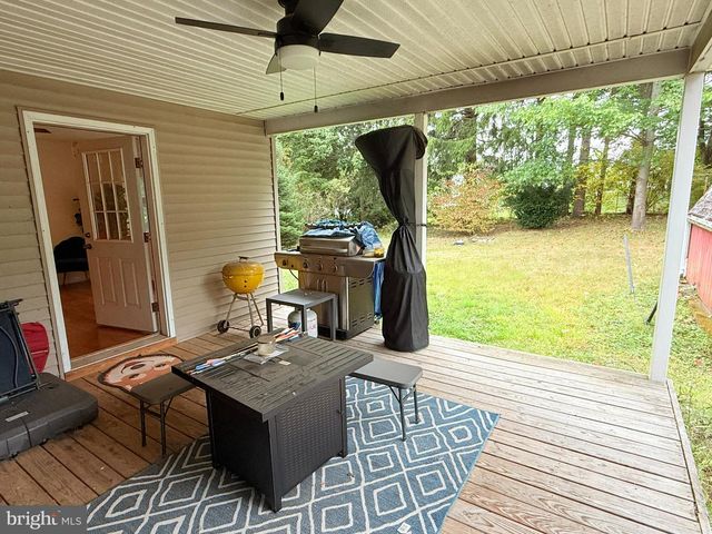 242 SPRING ST, State College, PA 16801