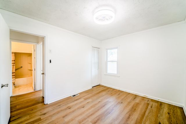 6027 Kim Avenue, Allen Park City, MI 48101