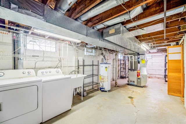 6027 Kim Avenue, Allen Park City, MI 48101