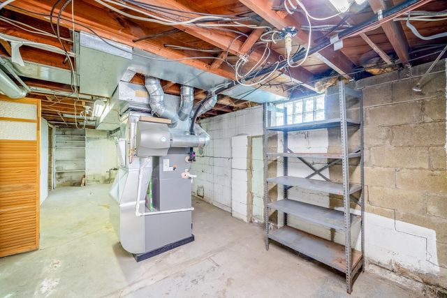 6027 Kim Avenue, Allen Park City, MI 48101