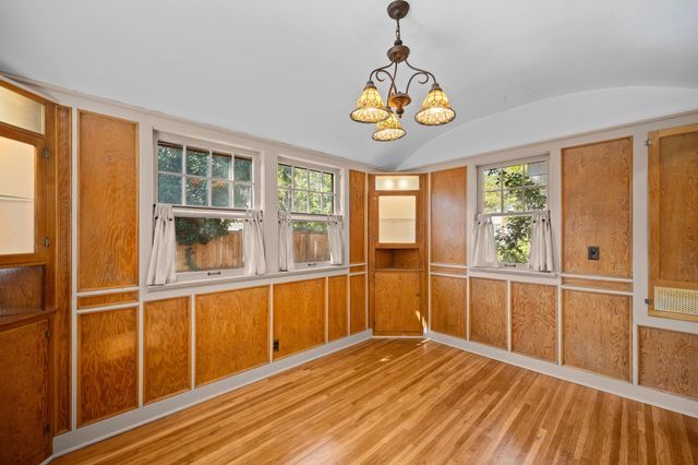 147 S Elm St, Spokane, WA 99201
