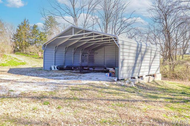 717 Crestwood Drive, Godfrey, IL 62035