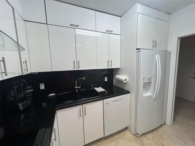 100 Lincoln Road PH12, Miami Beach, FL 33139