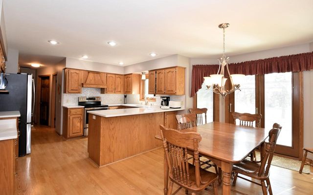 4203 W Tumblecreek COURT, Franklin, WI 53132