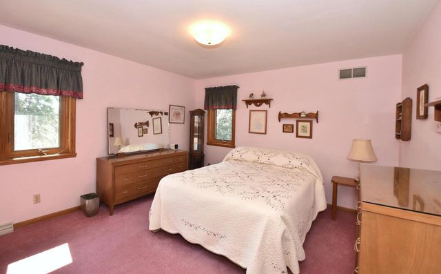 4203 W Tumblecreek COURT, Franklin, WI 53132