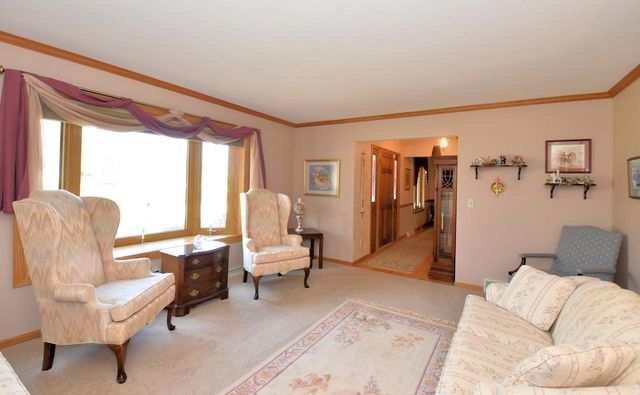 4203 W Tumblecreek COURT, Franklin, WI 53132