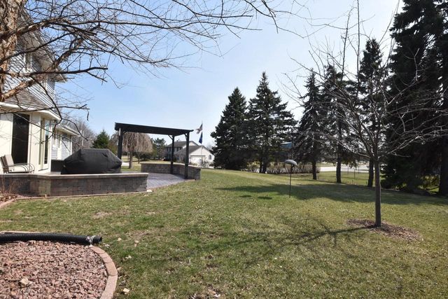 4203 W Tumblecreek COURT, Franklin, WI 53132