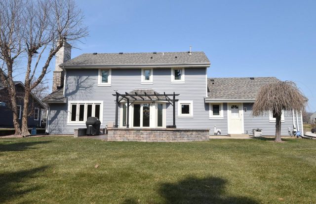 4203 W Tumblecreek COURT, Franklin, WI 53132