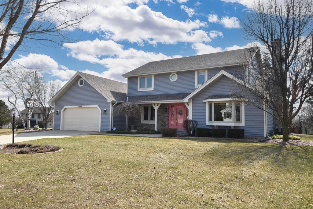 4203 W Tumblecreek COURT, Franklin, WI 53132