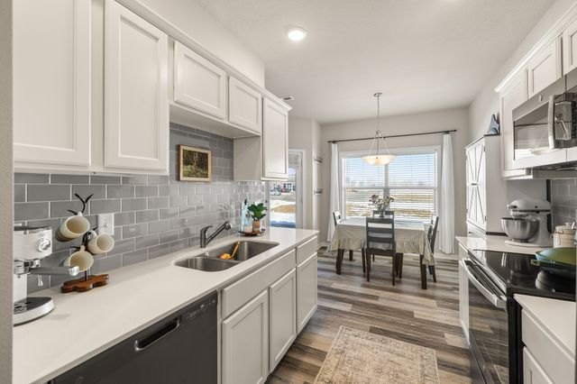 3402 NW Stratford Lane, Ankeny, IA 50023