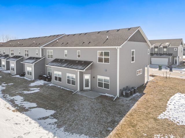 3402 NW Stratford Lane, Ankeny, IA 50023