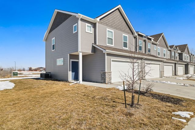 3402 NW Stratford Lane, Ankeny, IA 50023