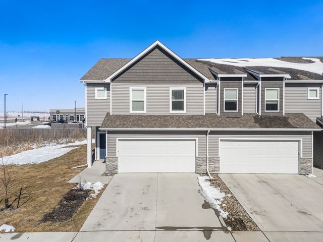 3402 NW Stratford Lane, Ankeny, IA 50023
