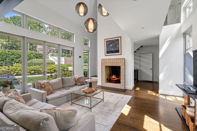 123 Peachtree Circle, Atlanta, GA 30309