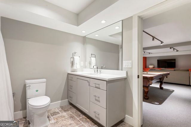 123 Peachtree Circle, Atlanta, GA 30309