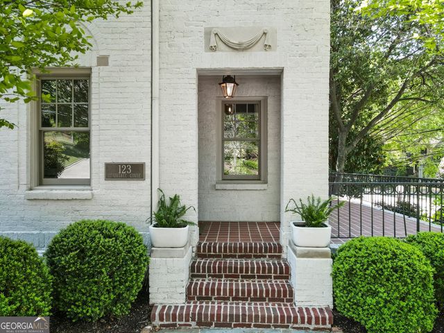 123 Peachtree Circle, Atlanta, GA 30309