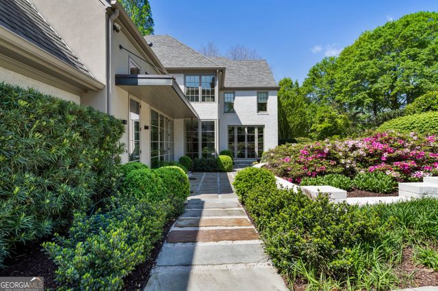 123 Peachtree Circle, Atlanta, GA 30309