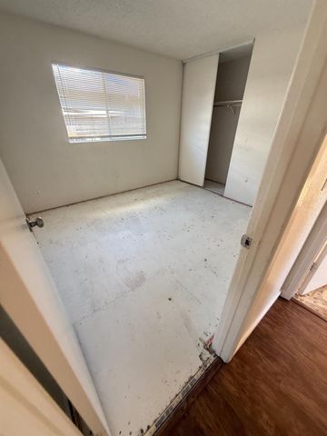 7483 Mandy Dr, Sacramento, CA 95823